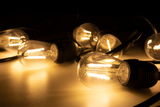 FES10 - Festoon String - IP44 , 10m string with 0.9m spacing - E27 base - Front to 1st Socket, 0.5m - Last socket to end, 0.5m